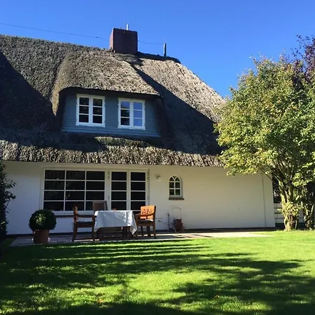 Reethus Reet Hus-keitum Nyaraló